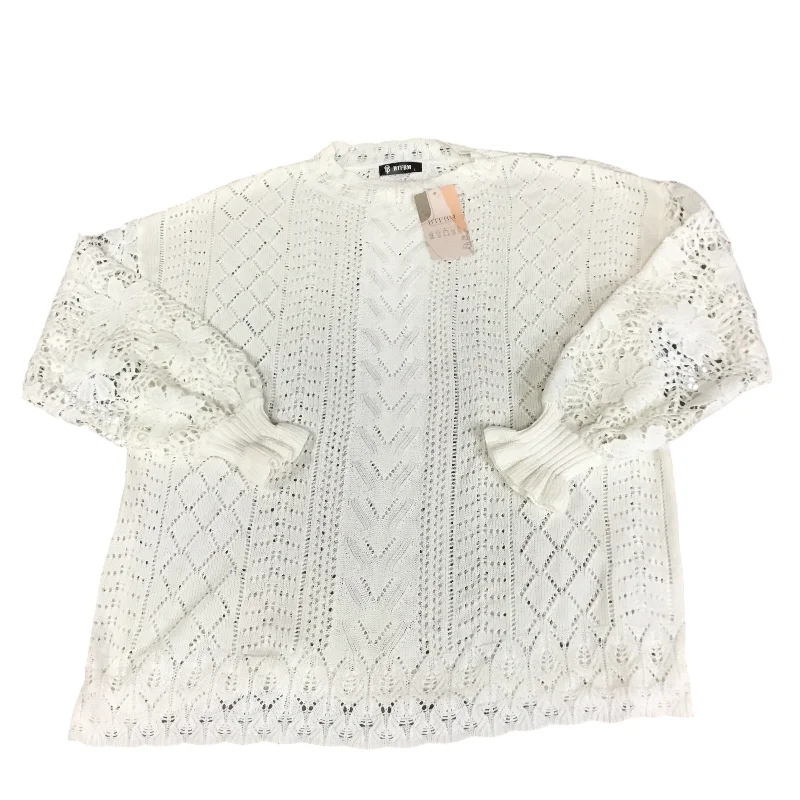 Sweater By Clothes Mentor In White, Size: L