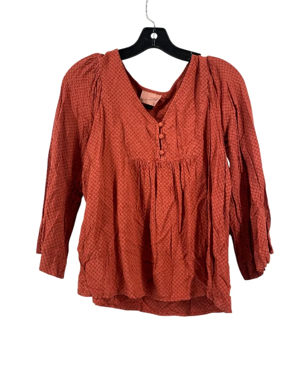 Top 3/4 Sleeve By Universal Thread In Red, Size: S