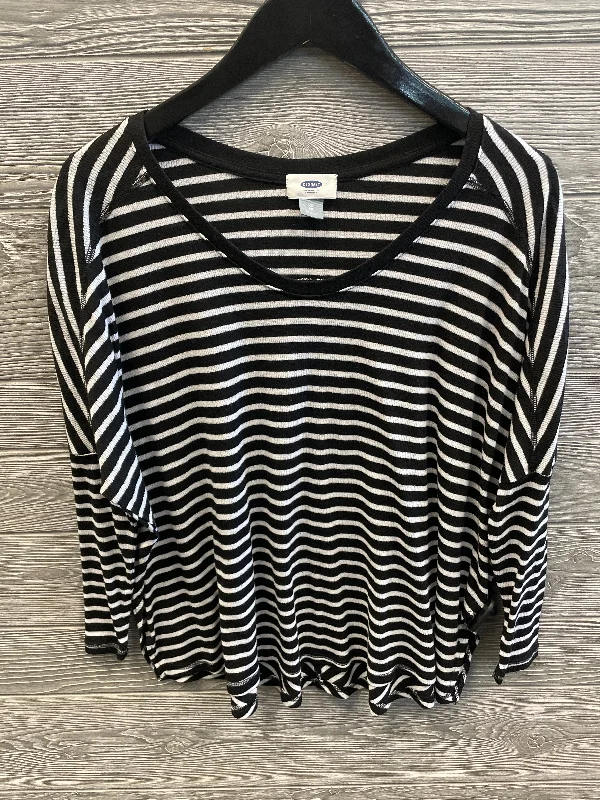 Top Long Sleeve By Old Navy In Striped, Size: Xs