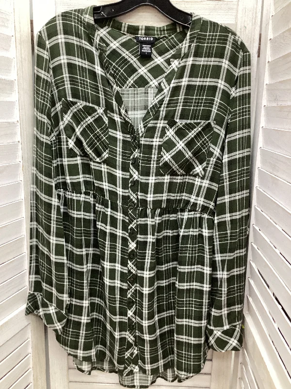 Top Long Sleeve By Torrid In Plaid Pattern, Size: 1x